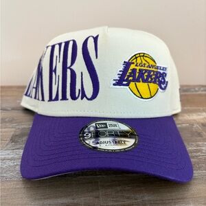 LA Lakers Hat by New Era. NWT